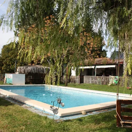 Chispa Lodge *